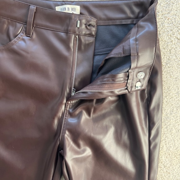 Mocha Vegan Leather Pants - Picture 4 of 5